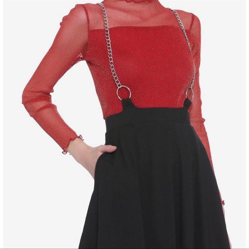 Hot topic chain skirt